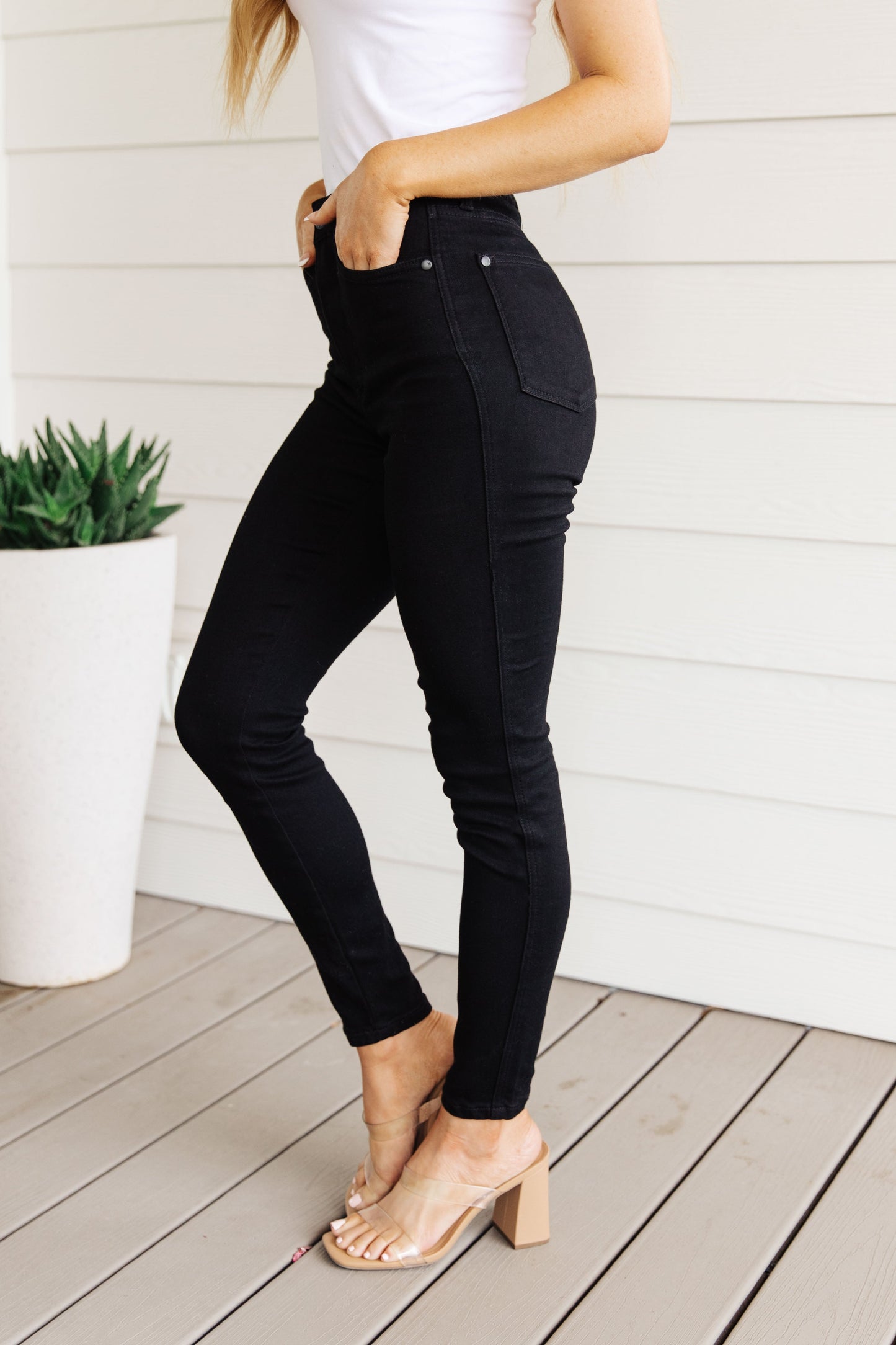 TUMMY CONTROL: Black Audrey High Rise Classic Skinny Jeans - Judy Blue