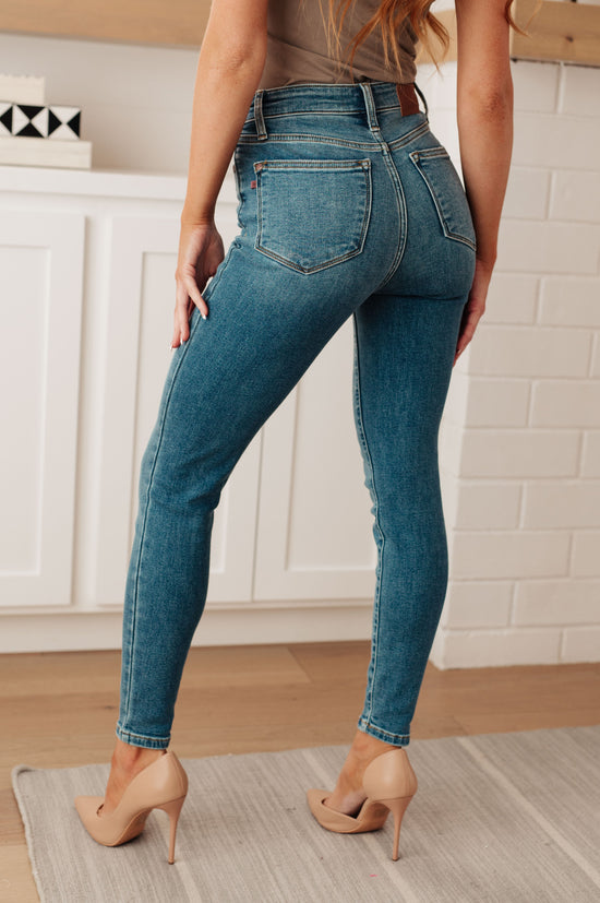 THERMAL: Bryant High Rise Skinny Jean - Judy Blue