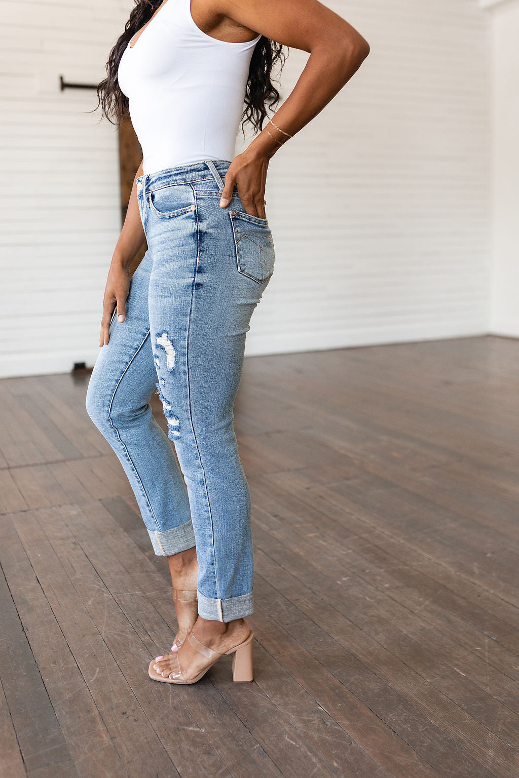 Elodie Mid Rise Distressed Boyfriend Jeans - Judy Blue