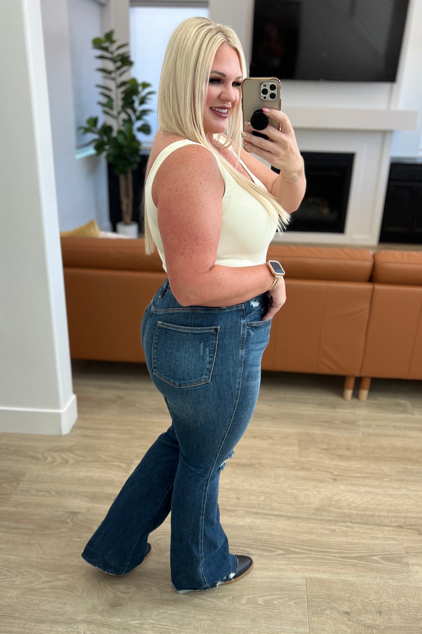 TUMMY CONTROL - Cassandra High Rise Distressed Flare Jeans - Judy Blue