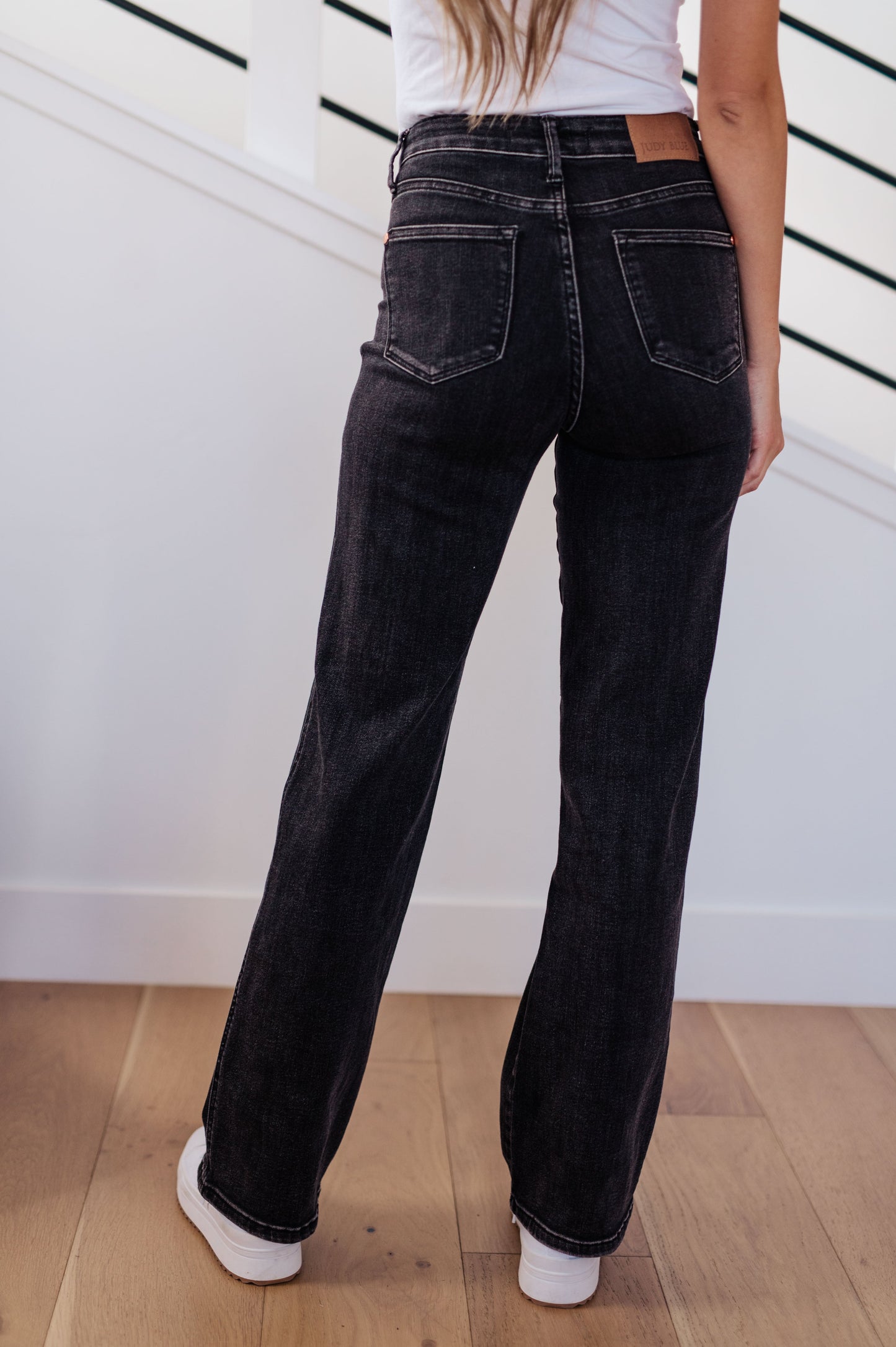 TUMMY CONTROL: Joan High Rise Straight Jeans in Washed Black - Judy Blue