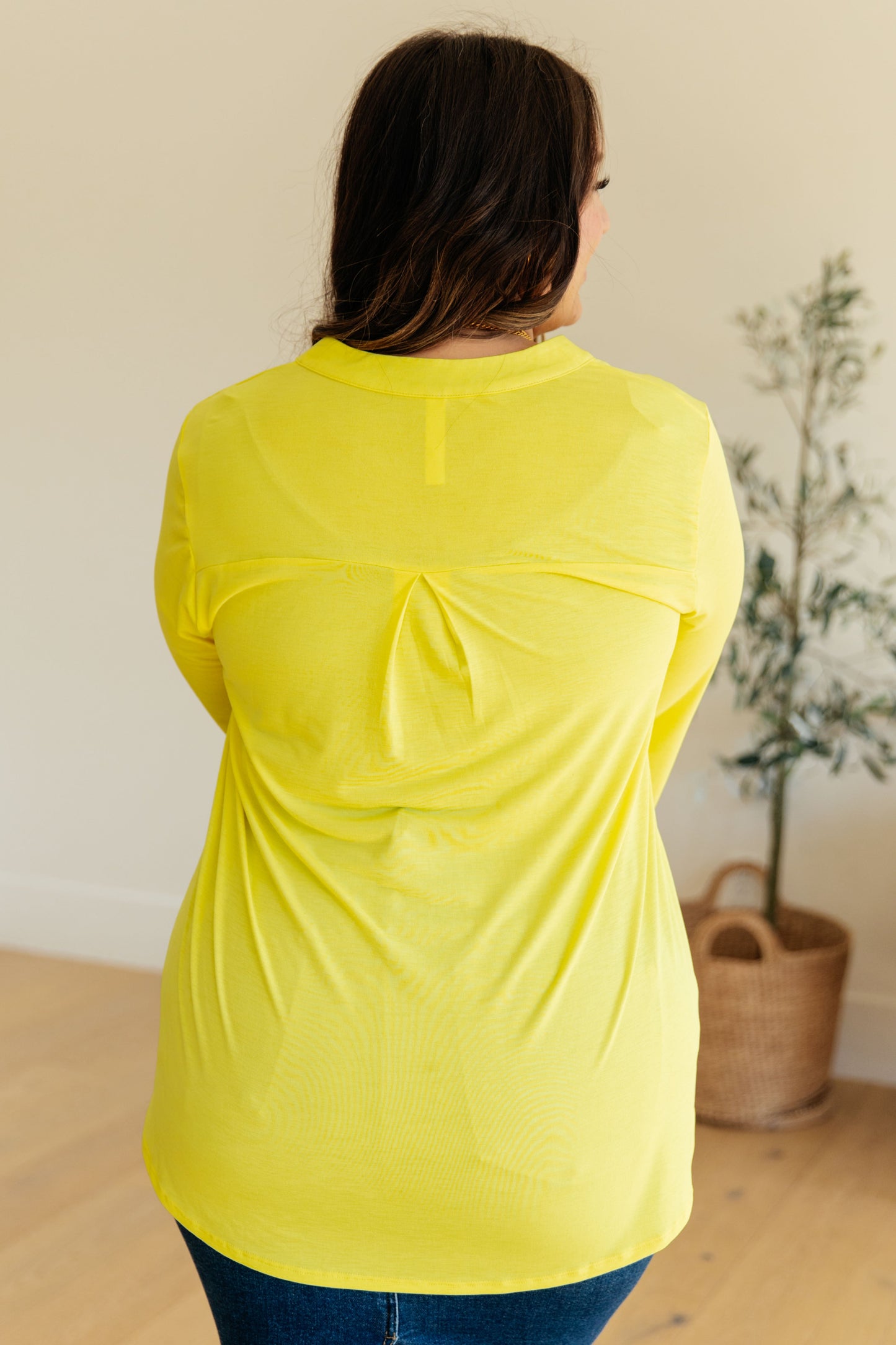 Lizzy Top in Neon Yellow - Dear Scarlett