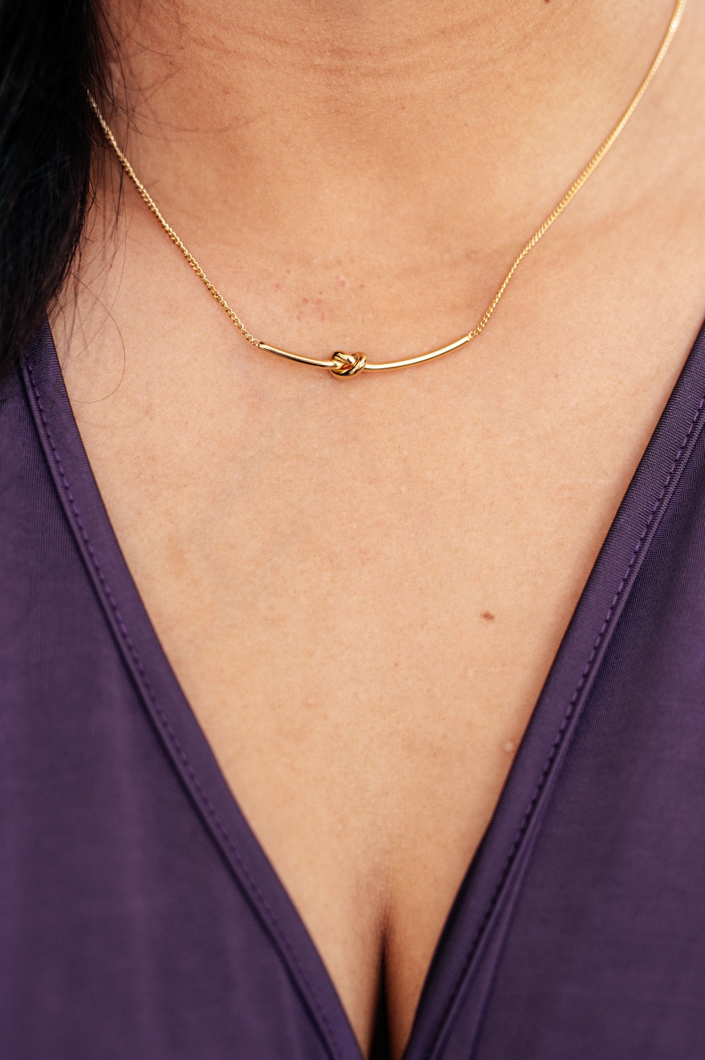 Love Knot Bar Necklace - 18K Gold