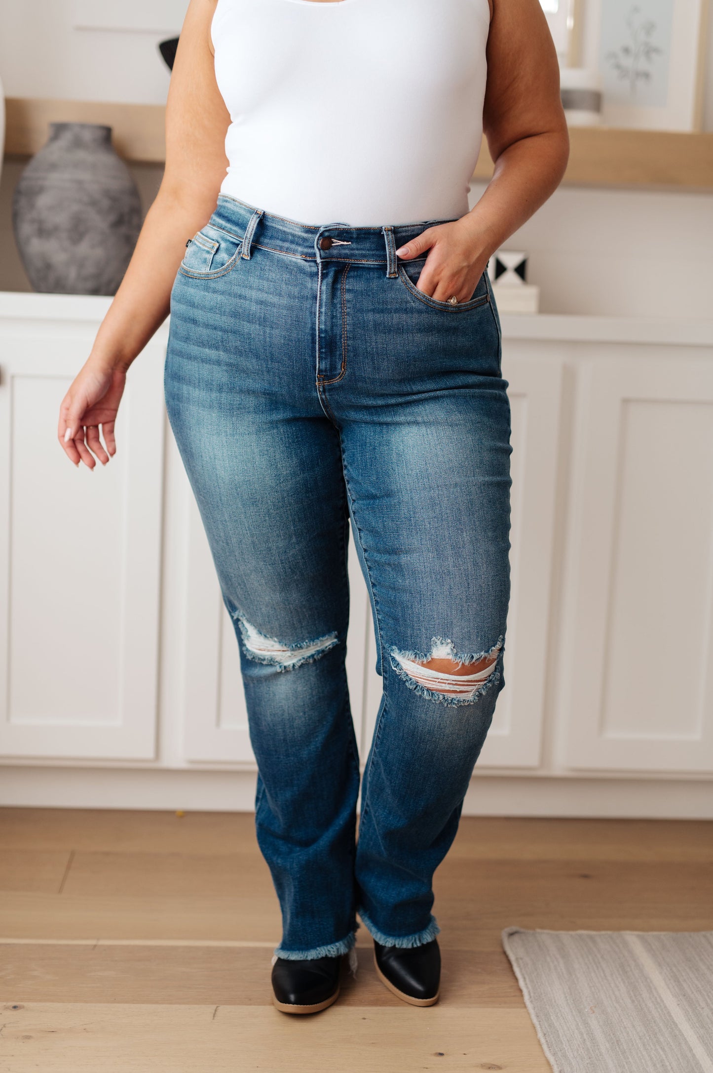 Morgan High Rise Distressed Straight Jeans - Judy Blue