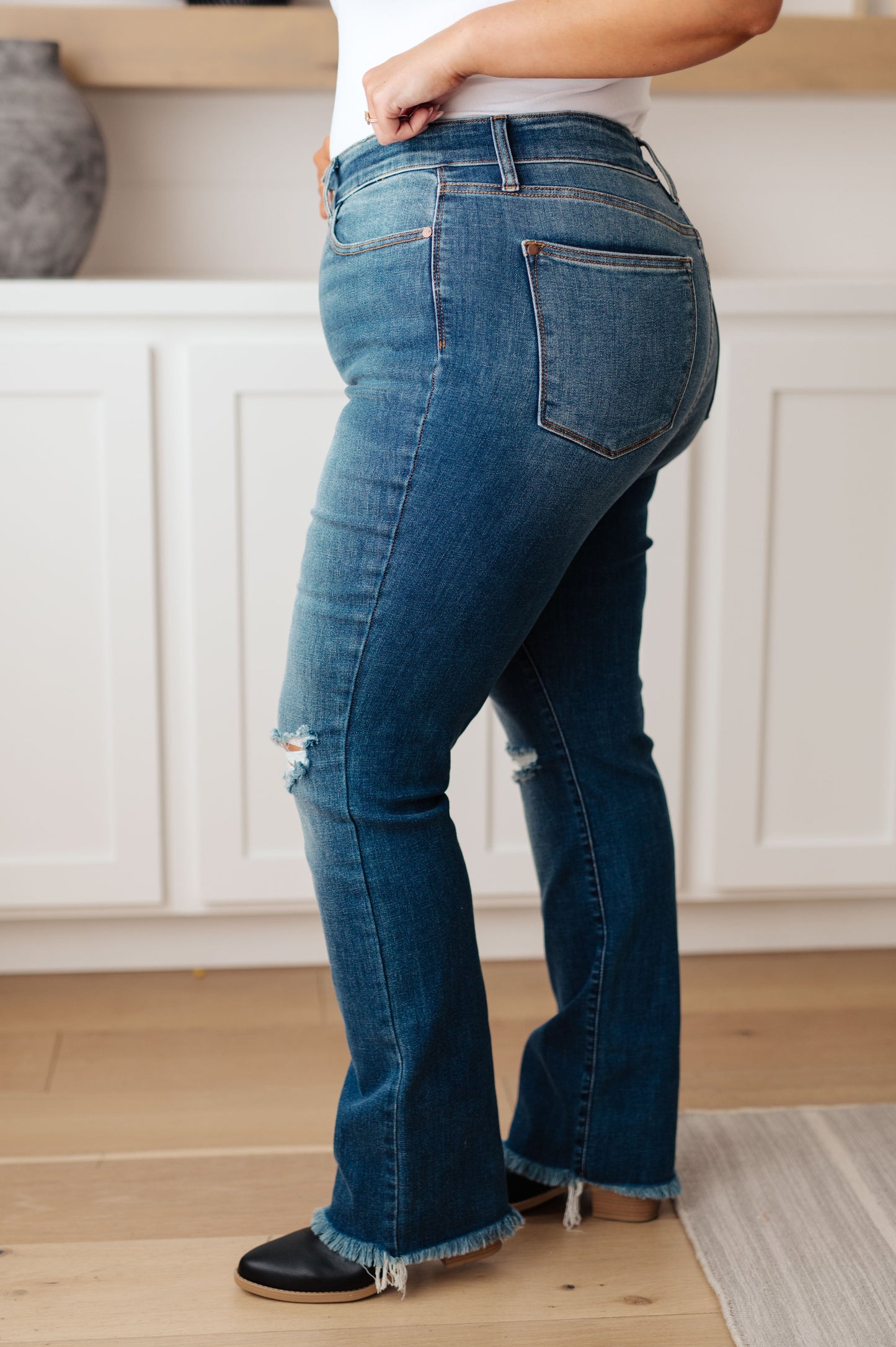 Morgan High Rise Distressed Straight Jeans - Judy Blue