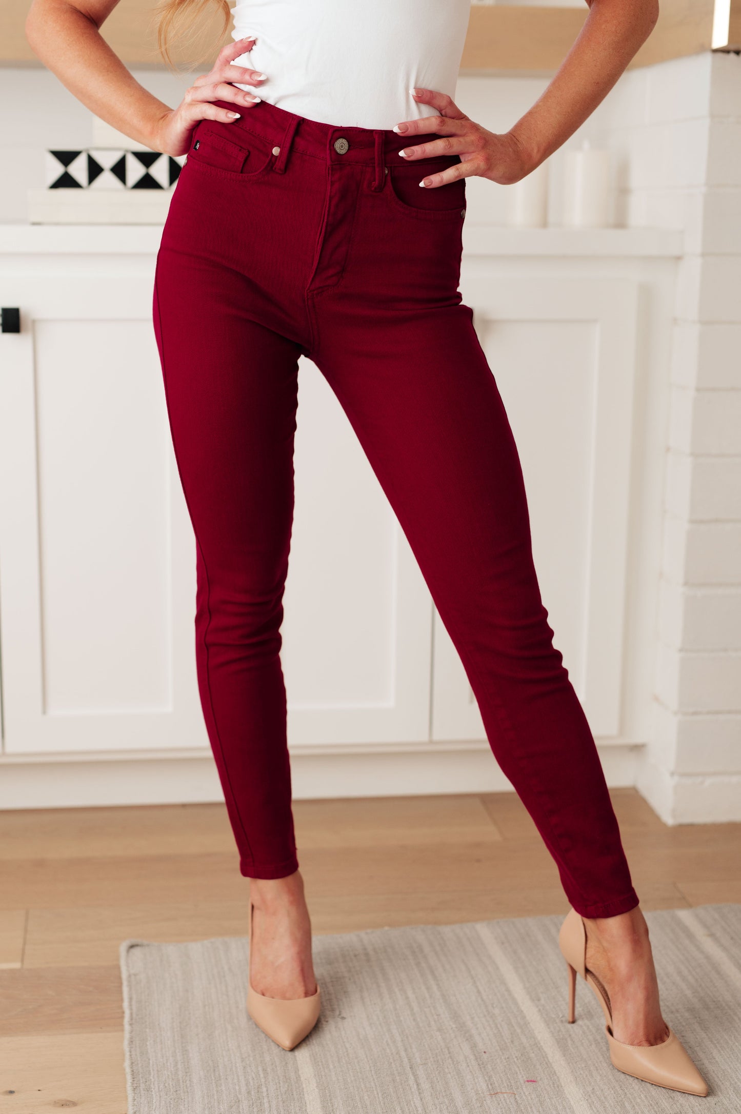 TUMMY CONTROL: Wanda High Rise Skinny Jeans Scarlet - Judy Blue