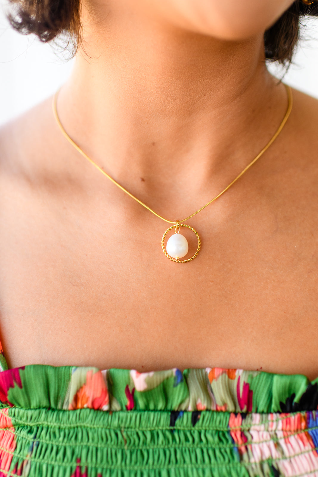 Center of the World Pearl Pendant Necklace - 18K Gold