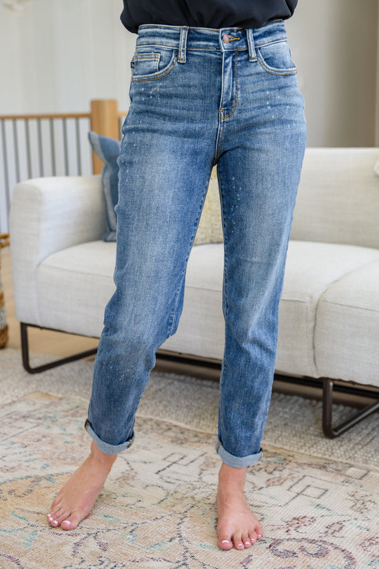 Corey Hi Rise Bleach Splash Boyfriend Jeans - JUDY BLUE