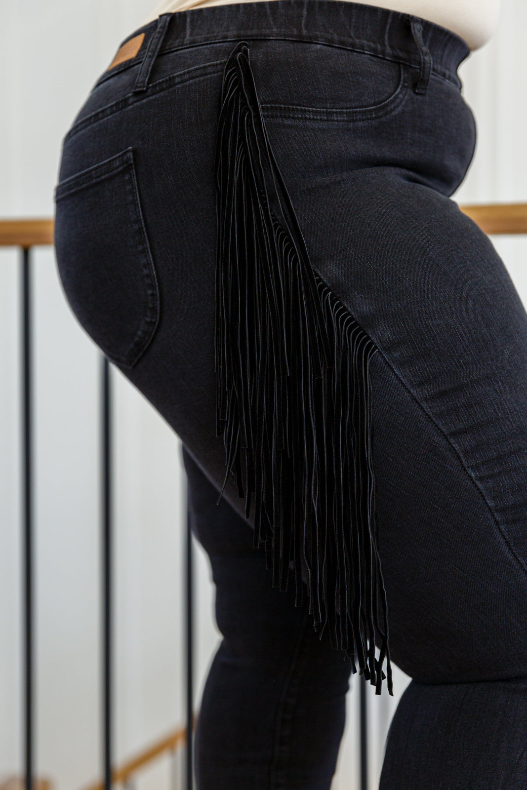 Hilary Side Fringe Skinny Jegging In Black - Judy Blue