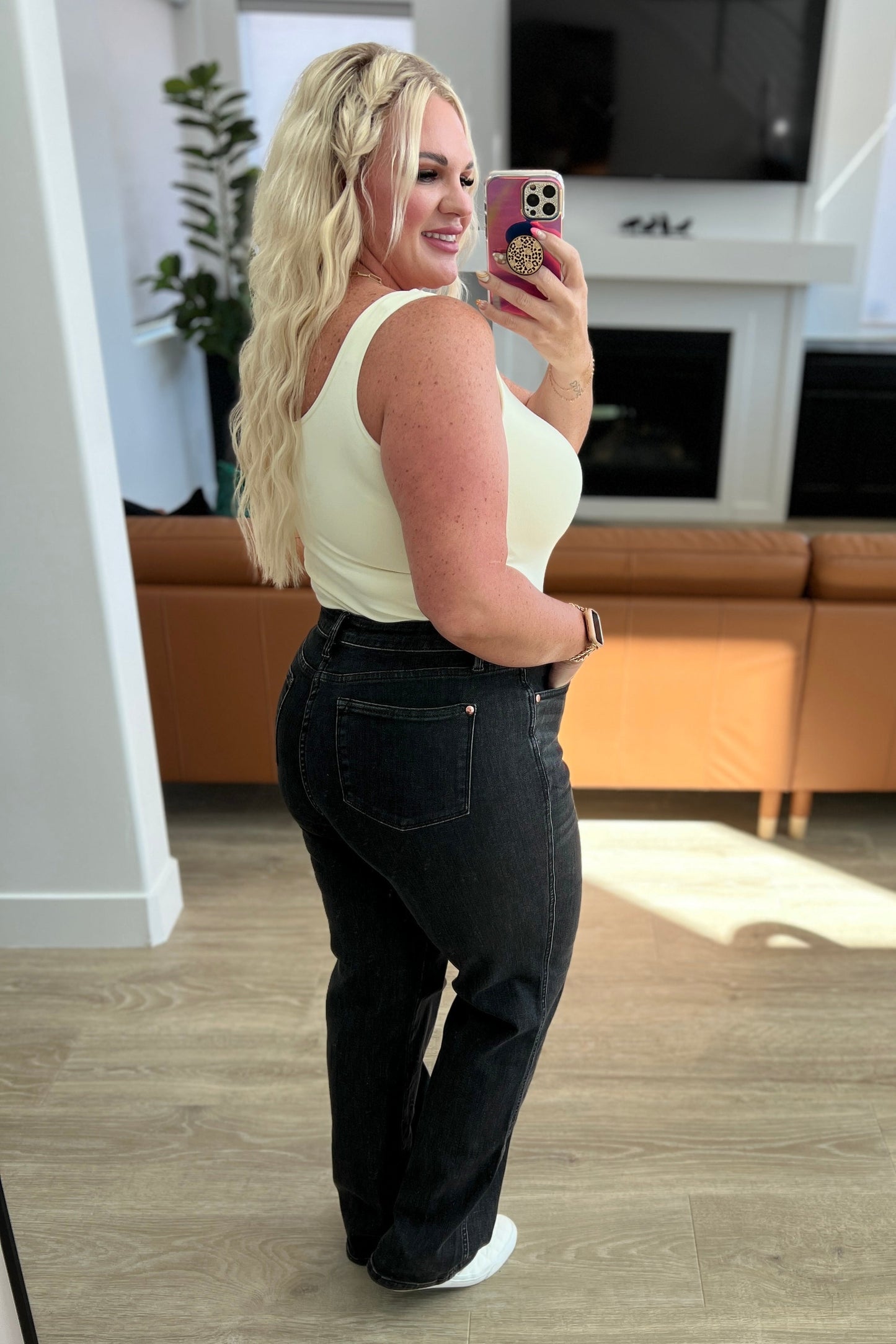 TUMMY CONTROL: Joan High Rise Straight Jeans in Washed Black - Judy Blue