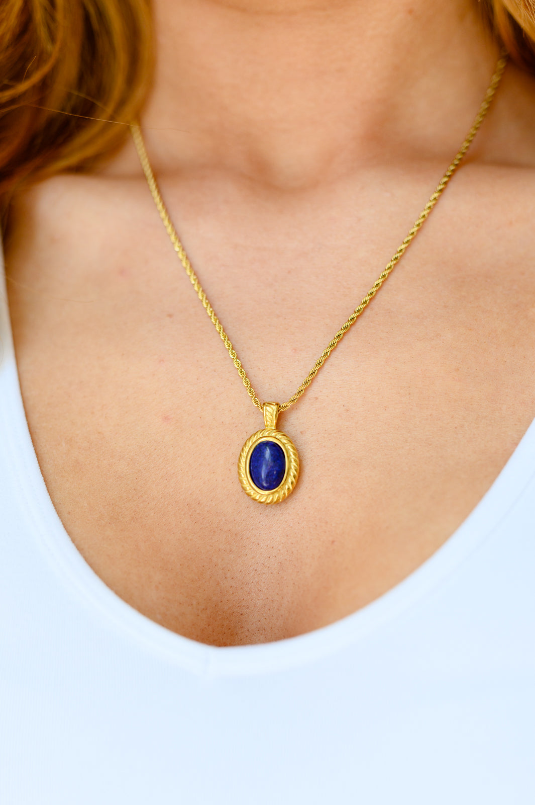 Lovely Lapis Lazuli Pendent Necklace - 18K Gold