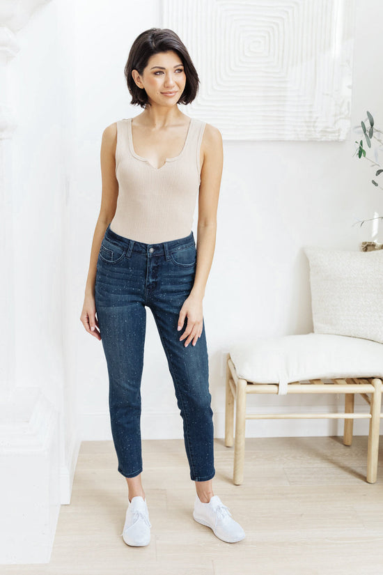 Mid-Rise Relaxed Fit Mineral Wash Jeans - Judy Blue