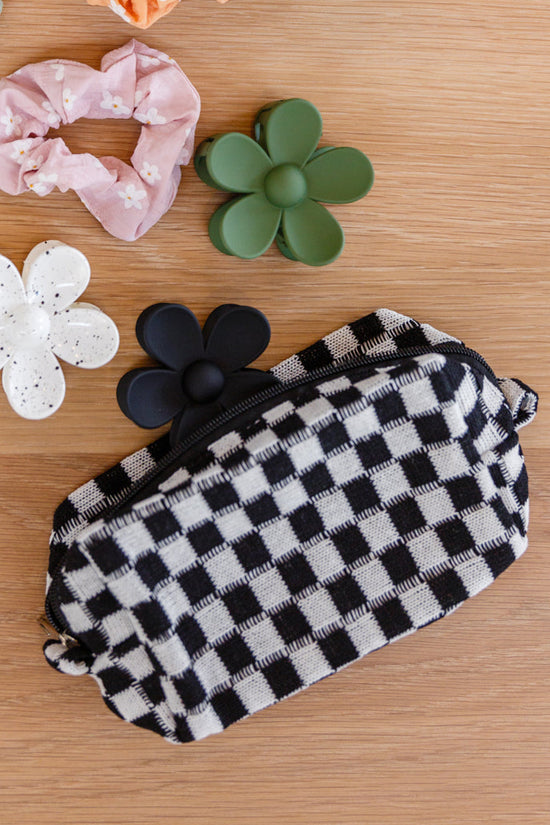 Sweetest Thing Pouch In Black & White